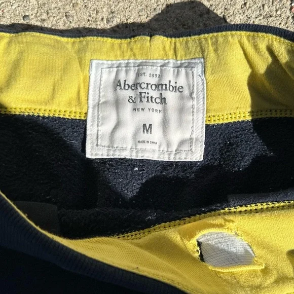 Abercrombie and Fitch Navy blue sweatpants yellow AFNY football patch Medium - Picture 3 of 4